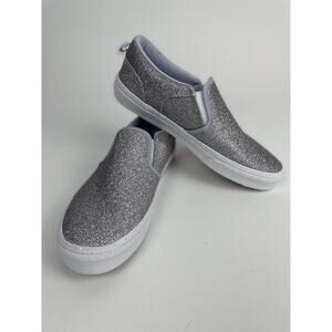 NWT Vans US Missy Women’s SIZE 6 Silver Glitter Shoes